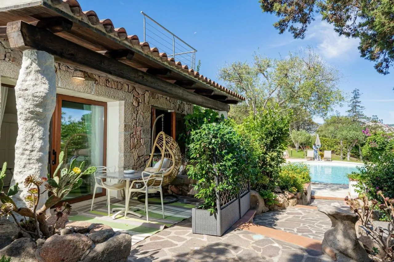 Geco di Giada Art Suites - Adult Only Porto Rotondo Affittacamere